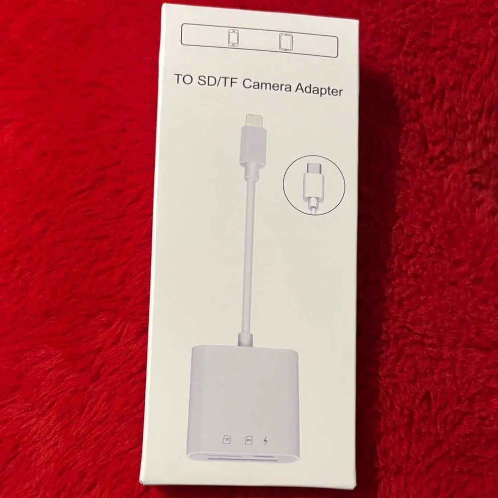 White SD/TF Camera Adapter Card Reader